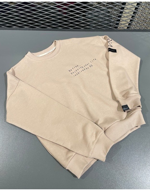 SG "1982" NUDE bliuzonas su barchato detalėmis