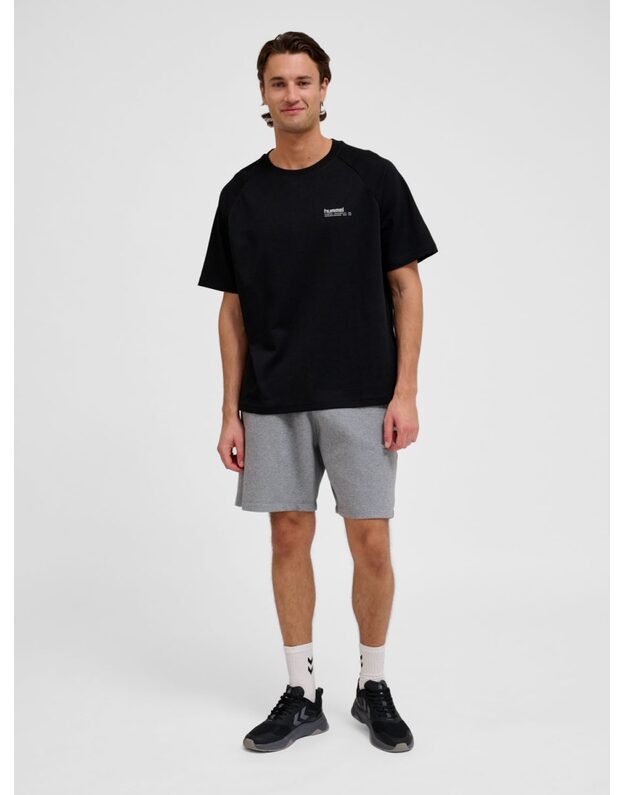 HUMMEL hmITECH FLEECE  šortai