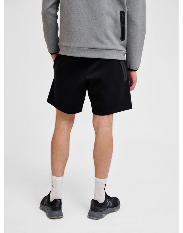 HUMMEL hmITECH FLEECE  šortai